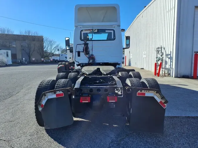 2019 NAVISTAR INTERNATIONAL LT625 DAYCAB T/A7121ad69929b9b3cebf2d0fea90e7915