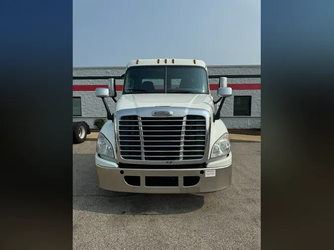 2019 FREIGHTLINER/MERCEDES CASCADIA 125