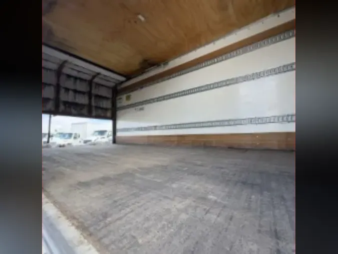 2020 NAVISTAR INTERNATIONAL MV607 (4X2)