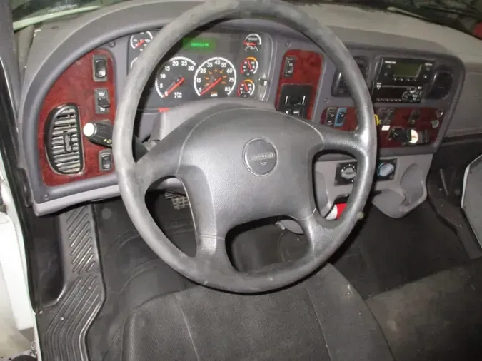 2018 FREIGHTLINER/MERCEDES M2 106