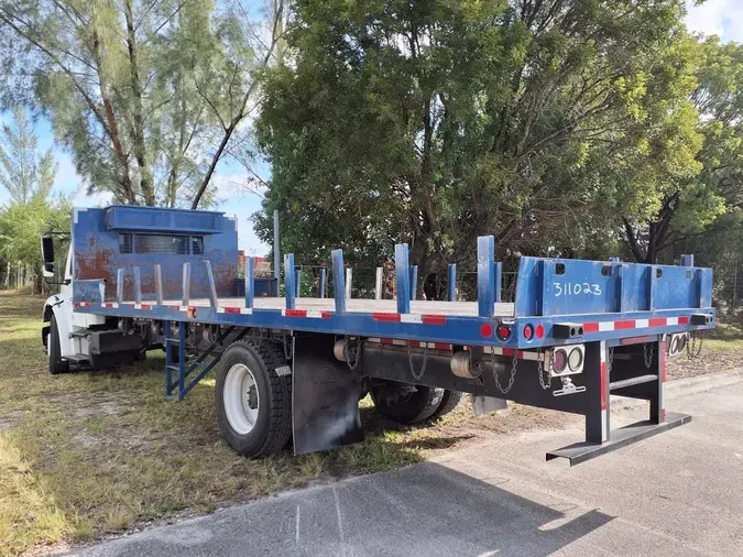 2015 FREIGHTLINER/MERCEDES M2 106