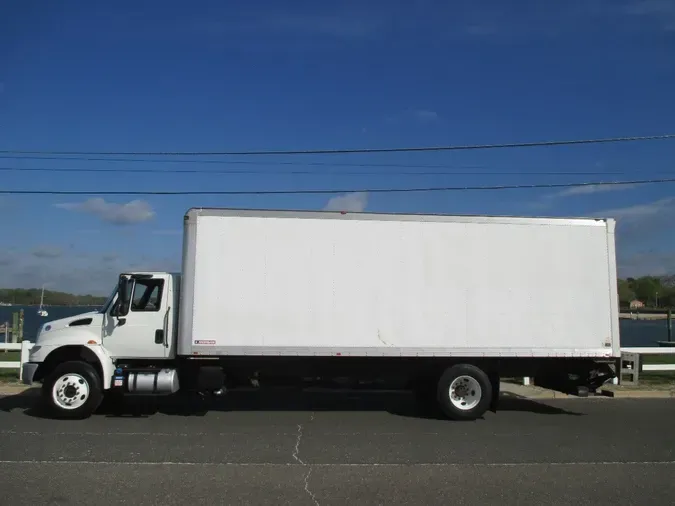2015 INTERNATIONAL 4300