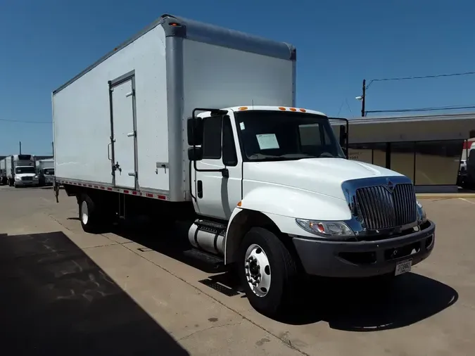 2019 NAVISTAR INTERNATIONAL 4300