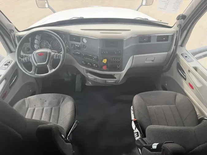 2021 Peterbilt 579