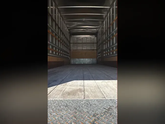 2019 FREIGHTLINER/MERCEDES M2 106