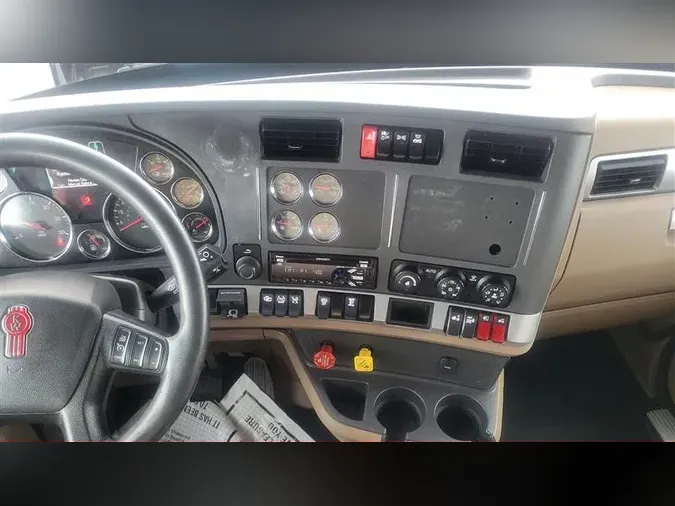 2021 KENWORTH T680