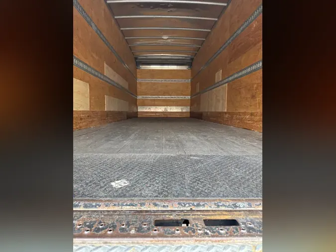 2019 FREIGHTLINER/MERCEDES M2 106