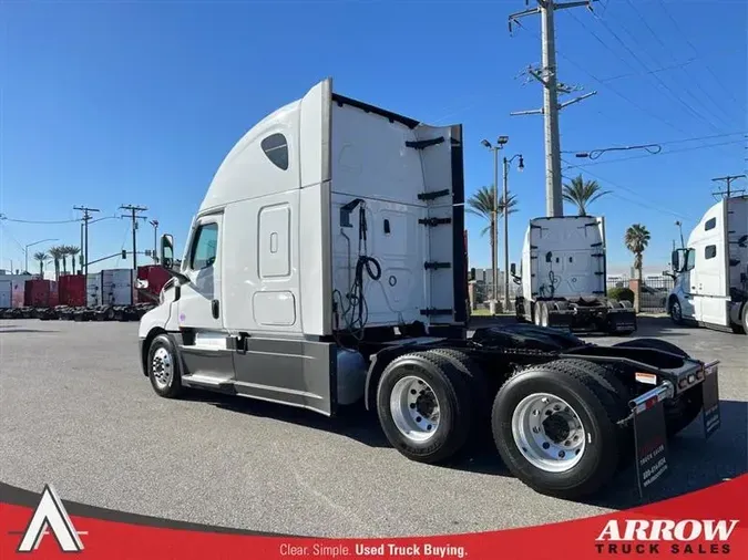 2021 FREIGHTLINER CA126