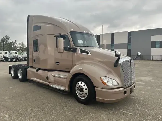 2021 Kenworth T680