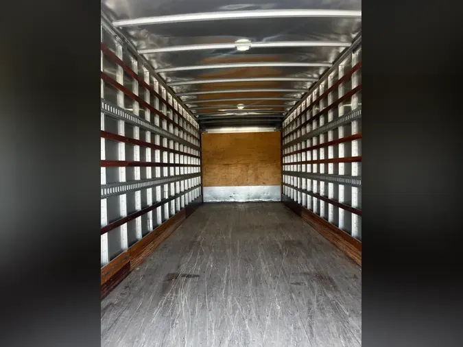 2018 FREIGHTLINER/MERCEDES M2 106