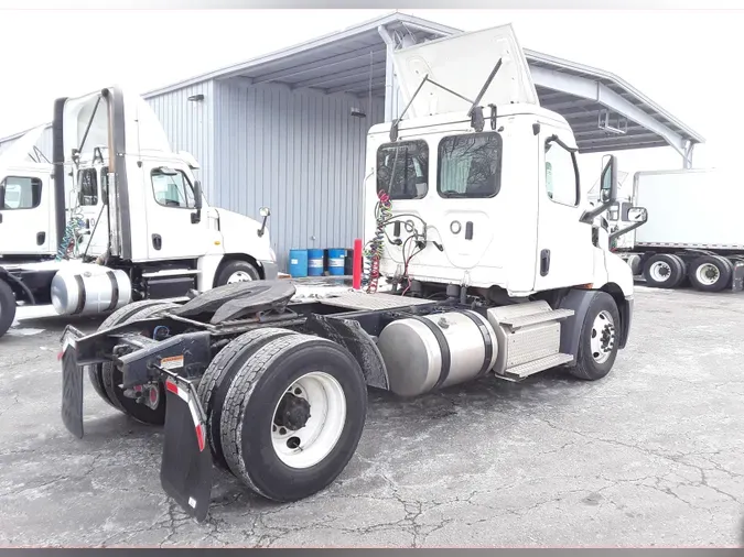 2020 FREIGHTLINER/MERCEDES NEW CASCADIA 116