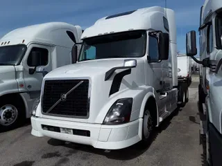 2015 Volvo VNL64T