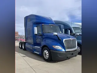 2022 INTERNATIONAL LT