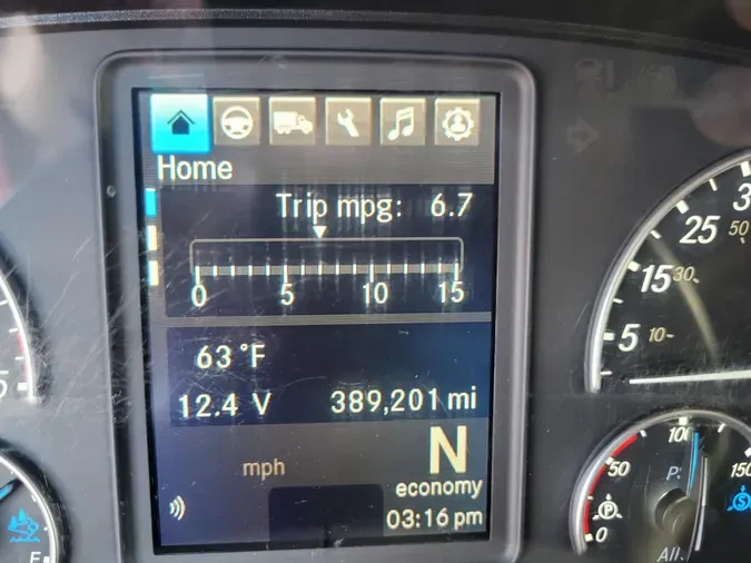 2022 Freightliner Cascadia