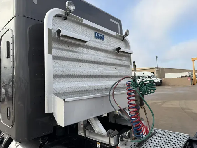 2019 Peterbilt 579