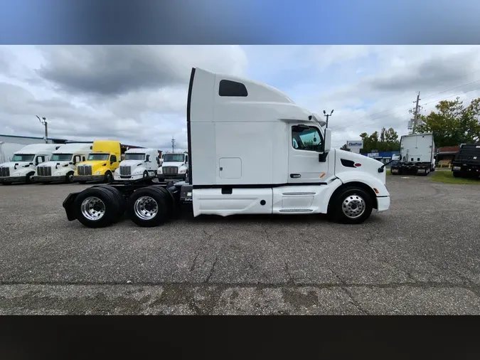 2022 Peterbilt 579