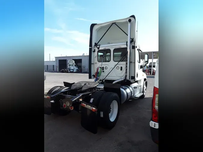 2020 FREIGHTLINER CASCADIA 125