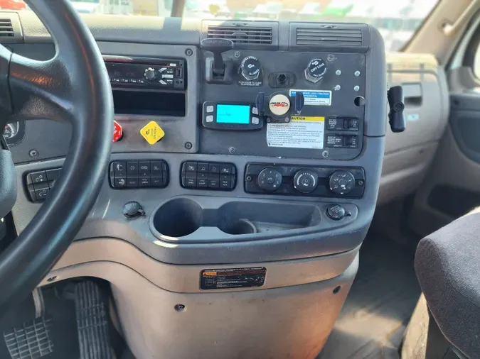 2018 FREIGHTLINER/MERCEDES CASCADIA 113