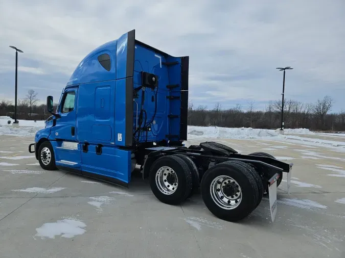 2022 Freightliner Cascadia