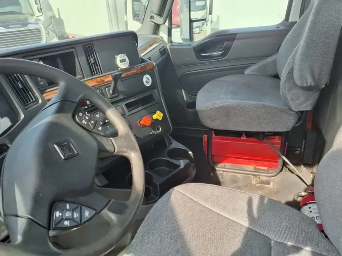 2018 NAVISTAR INTERNATIONAL LT625 DAYCAB T/A