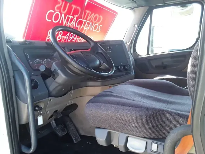 2019 FREIGHTLINER/MERCEDES CASCADIA 113715c3a391f95b853efcbd1adc4945bf8