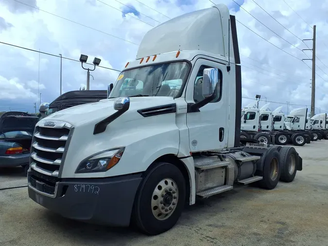 2020 FREIGHTLINER/MERCEDES NEW CASCADIA PX126647160938fd14797e874275c9e43852a4e