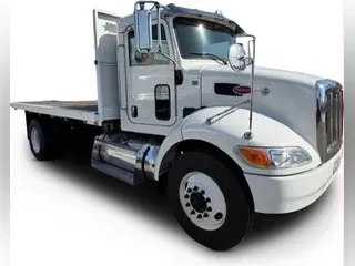 2020 Peterbilt 337