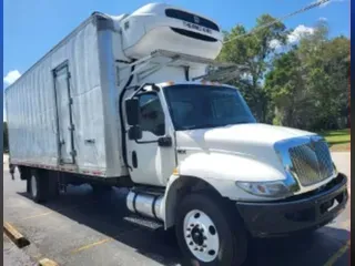 2020 NAVISTAR INTERNATIONAL MV607 (4X2)