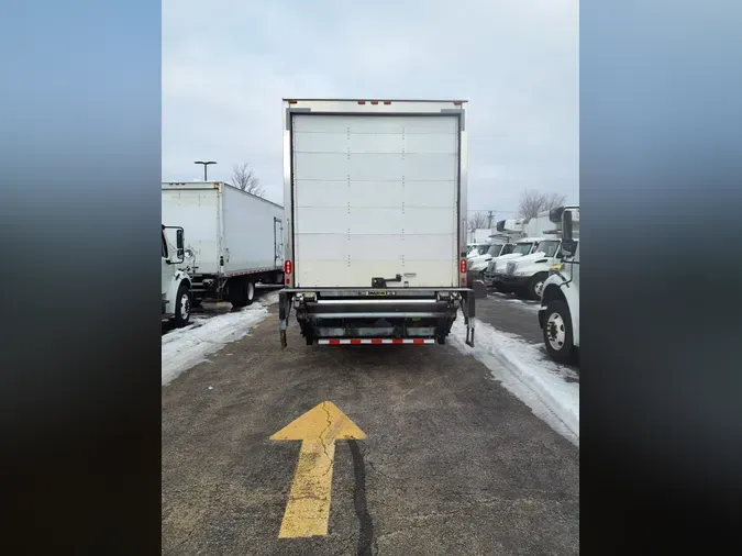 2019 FREIGHTLINER/MERCEDES M2 106