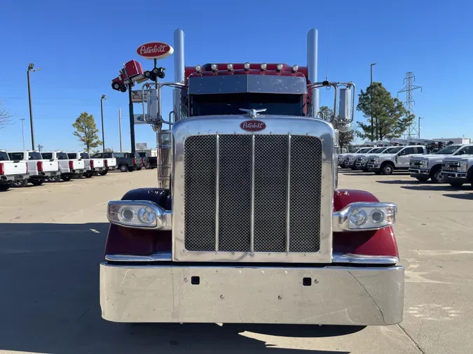 2024 Peterbilt 389