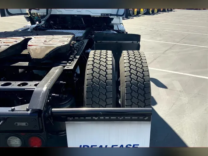 2022 INT LT625 4x2