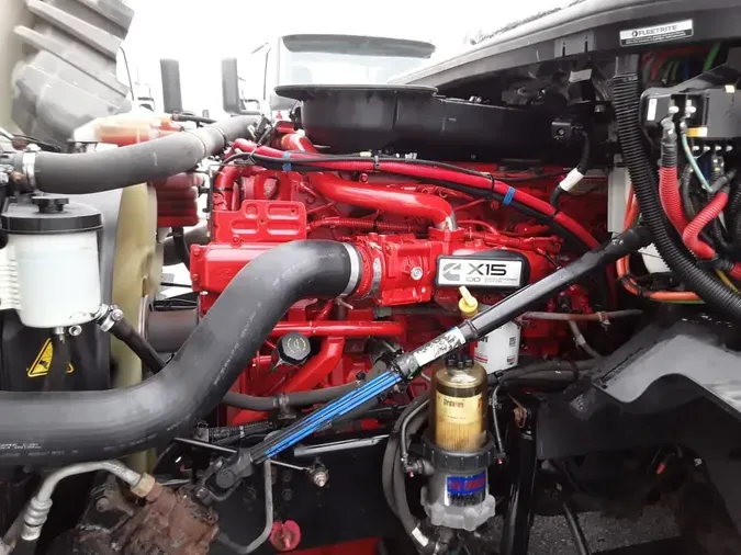 2020 NAVISTAR INTERNATIONAL LT625 SLPR CAB