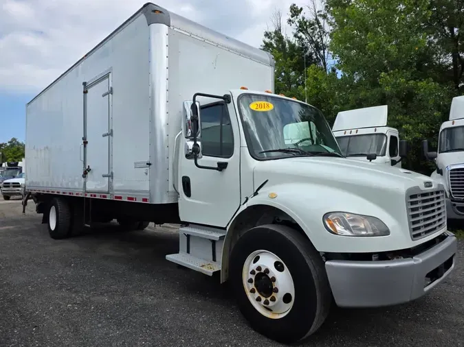 2018 FREIGHTLINER M2 106