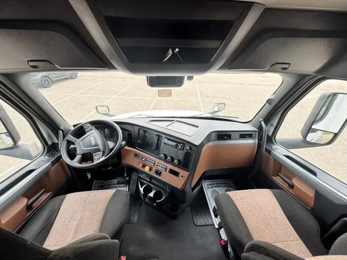 2022 FREIGHTLINER Cascadia 126716c86189f07a3dabe9d5a408bdffeb5