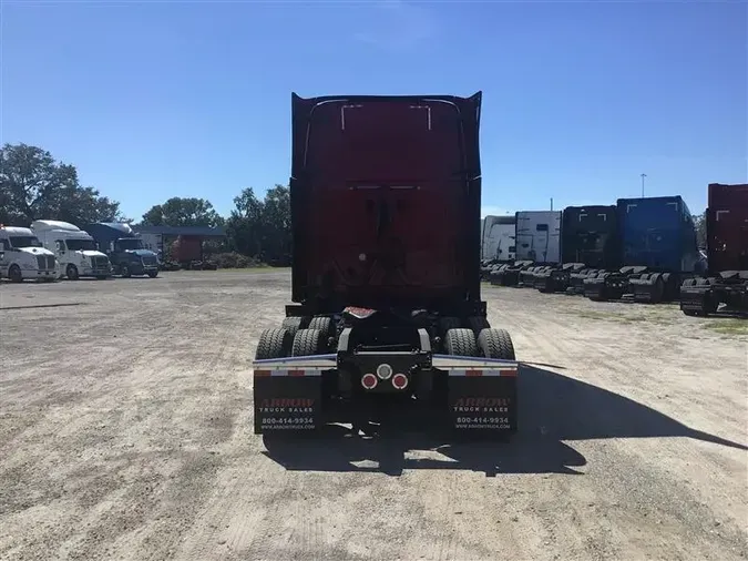 2019 FREIGHTLINER CA126