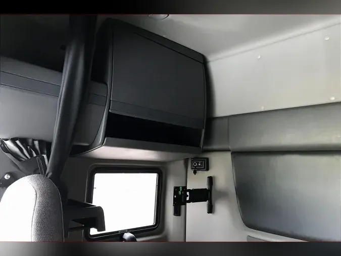 2022 INT LT625 6x4