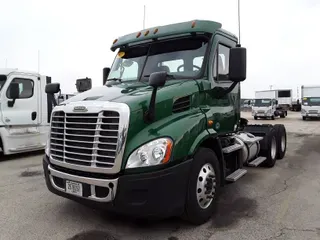2017 Freightliner CASCADIA 113