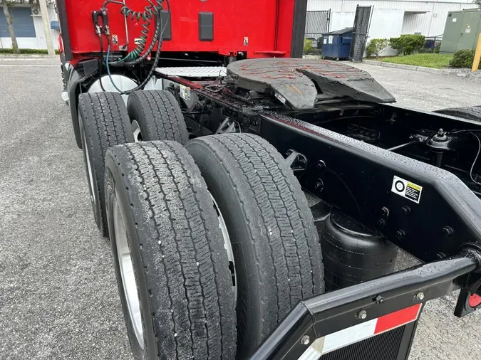 2022 Kenworth T680