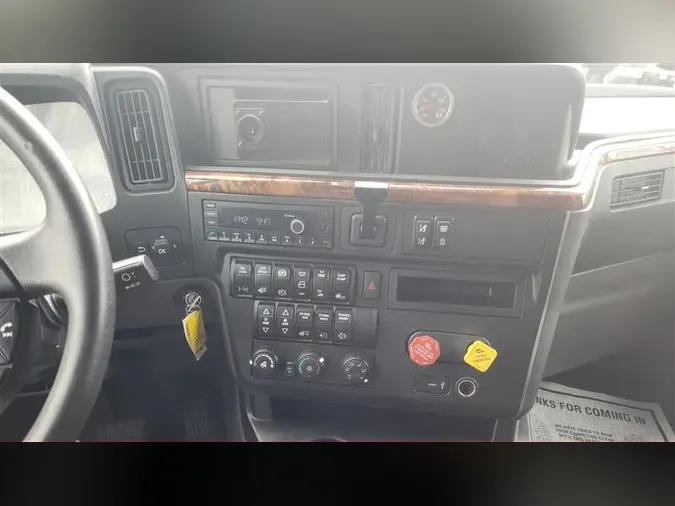 2022 INTERNATIONAL LT