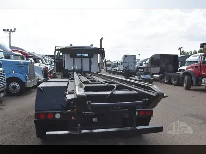 2014 CATERPILLAR CT660S