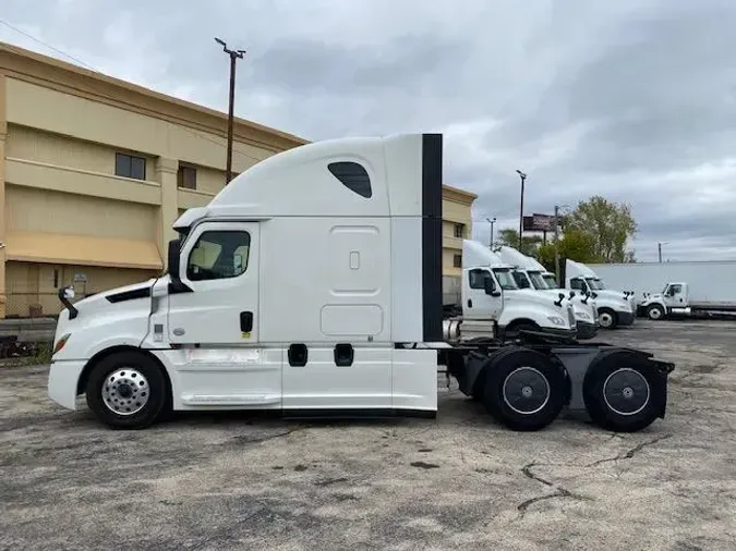 2020 Freightliner Cascadia