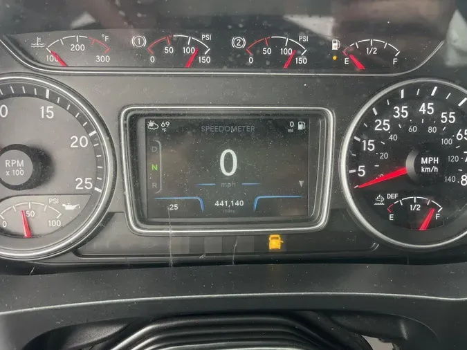 2020 International LT625