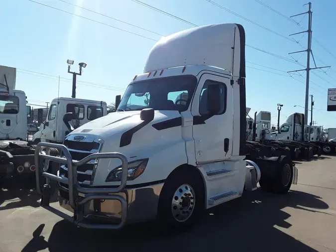 2020 FREIGHTLINER/MERCEDES NEW CASCADIA 116718fec92a2fb87685e6d15338201b807