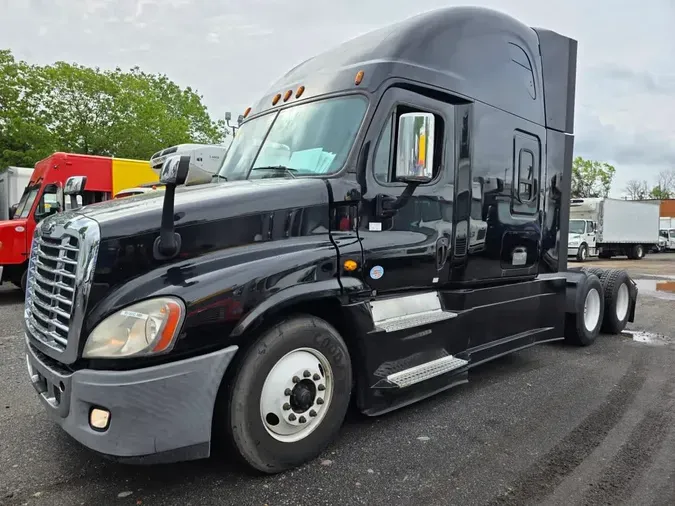 2020 FREIGHTLINER CASCADIA 125719004f08592c67686f52713199bd411
