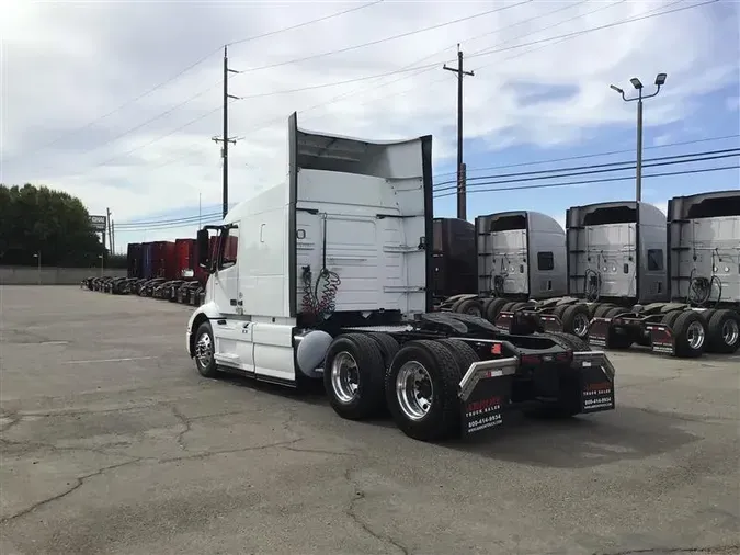 2021 VOLVO VNR64T64071920f313356732fa8cebf078b4c71a6