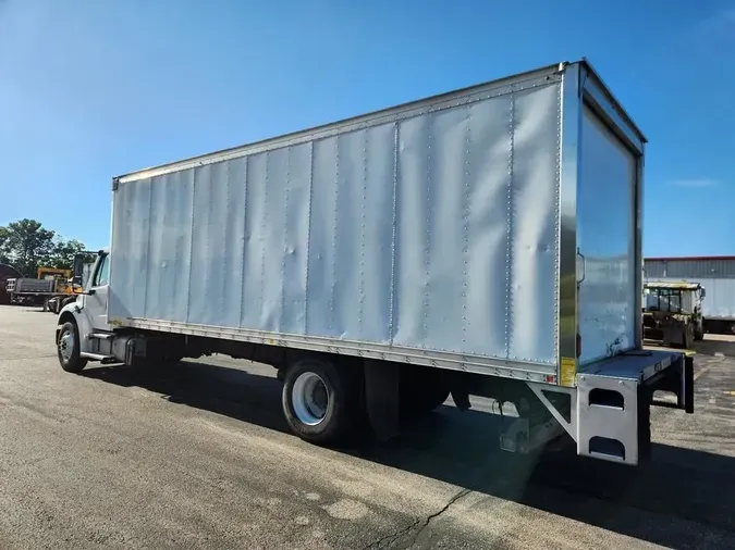 2019 Freightliner M2 106