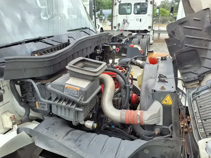2020 NAVISTAR INTERNATIONAL MV607 (4X2)