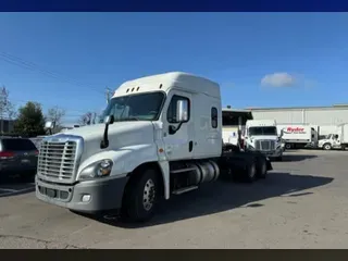 2017 FREIGHTLINER/MERCEDES CASCADIA 125