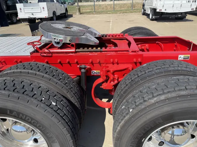 2022 Peterbilt 567