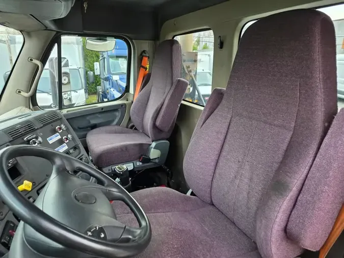 2019 FREIGHTLINER/MERCEDES CASCADIA 125719a122c7ba39e96a4d5c077cfbc9a53